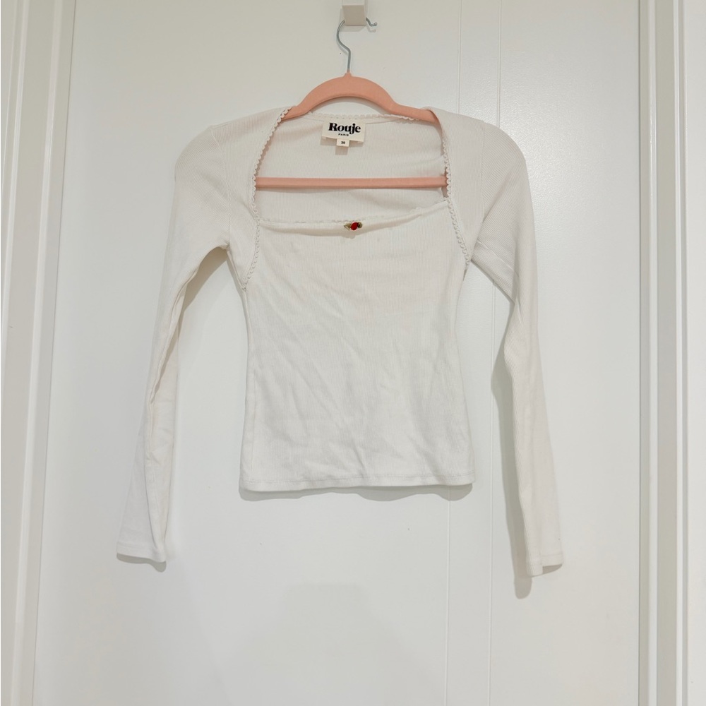 Rouje Ivanka Ribbed White Long Sleeve Top with Red Rose - Picture 2 of 4